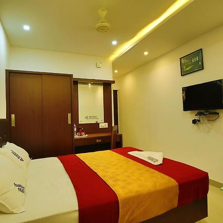 Karibu Residency Hotel Malappuram Ngoại thất bức ảnh